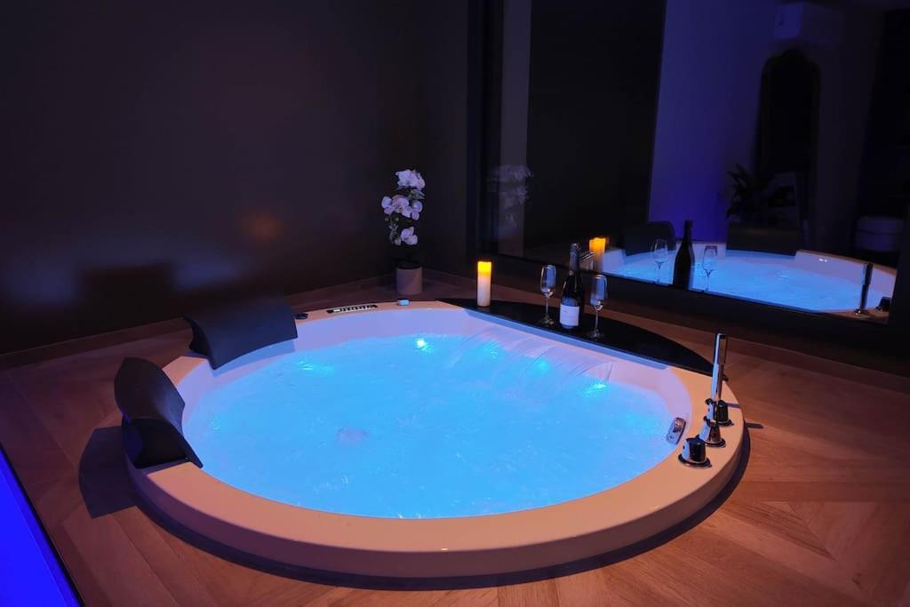 Les Suites Du Payre - Suite Passion Talmont-Saint-Hilaire Exteriér fotografie