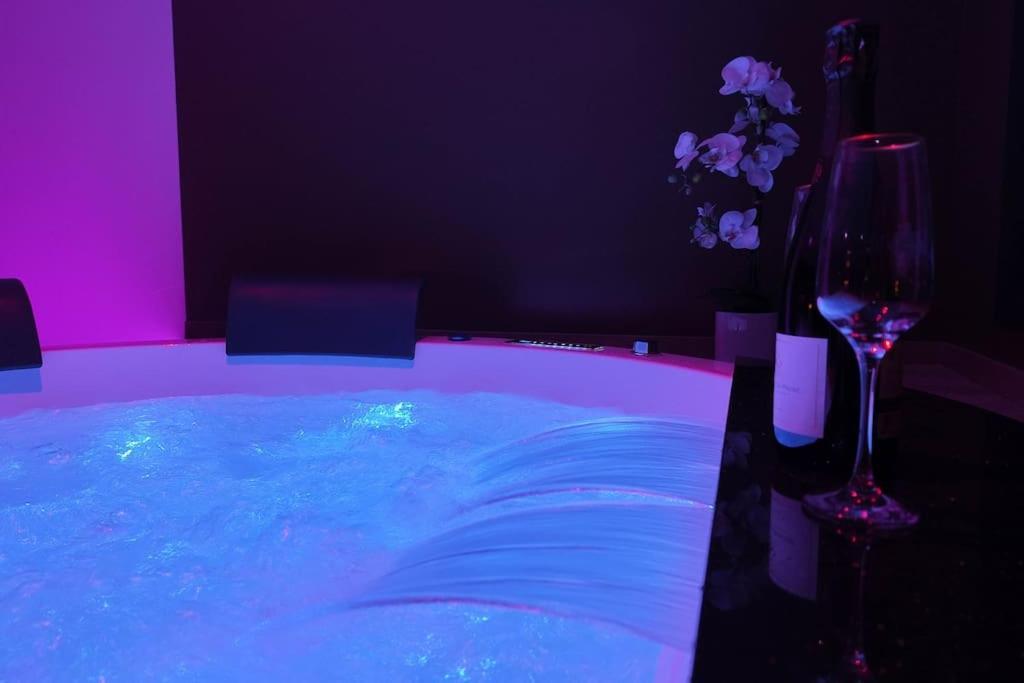 Les Suites Du Payre - Suite Passion Talmont-Saint-Hilaire Exteriér fotografie